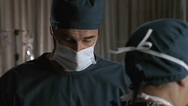 Charmed-Online-dot-NL-NipTuck5x05-0684.jpg