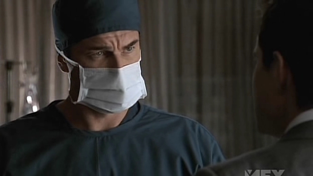 Charmed-Online-dot-NL-NipTuck5x05-0690.jpg