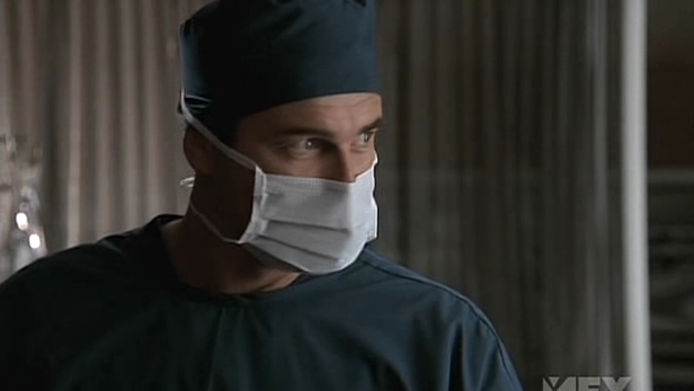 Charmed-Online-dot-NL-NipTuck5x05-0720.jpg
