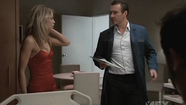 Charmed-Online-dot-NL-NipTuck5x05-1426.jpg