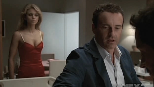 Charmed-Online-dot-NL-NipTuck5x05-1437.jpg