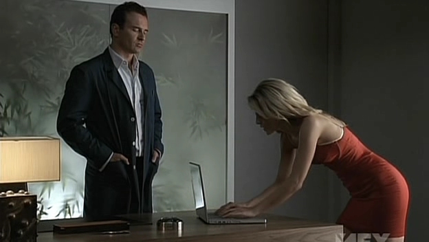 Charmed-Online-dot-NL-NipTuck5x05-1466.jpg