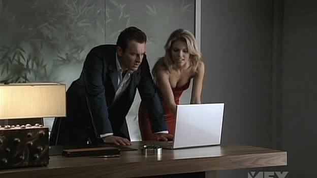 Charmed-Online-dot-NL-NipTuck5x05-1480.jpg