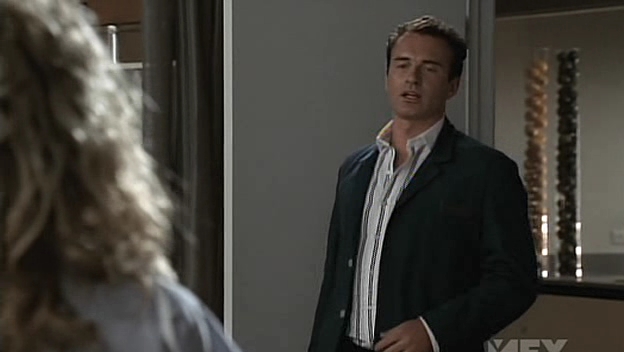 Charmed-Online-dot-NL-NipTuck5x05-1822.jpg