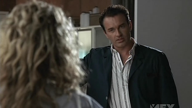 Charmed-Online-dot-NL-NipTuck5x05-1829.jpg