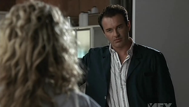 Charmed-Online-dot-NL-NipTuck5x05-1831.jpg
