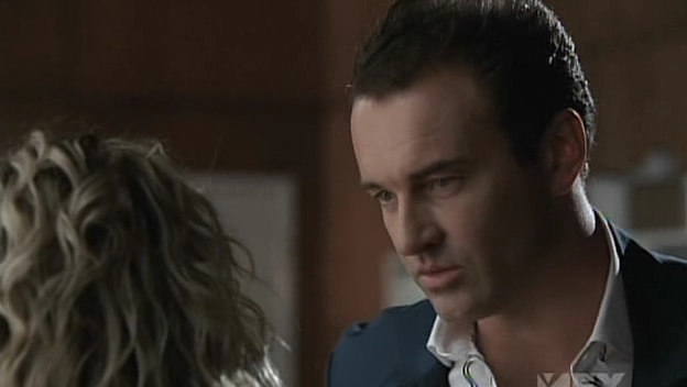 Charmed-Online-dot-NL-NipTuck5x05-1851.jpg