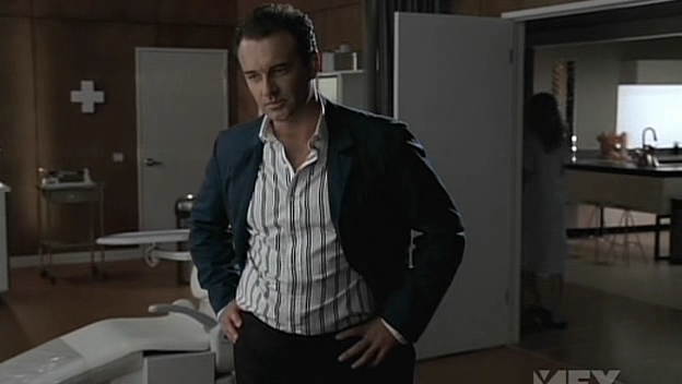Charmed-Online-dot-NL-NipTuck5x05-1876.jpg
