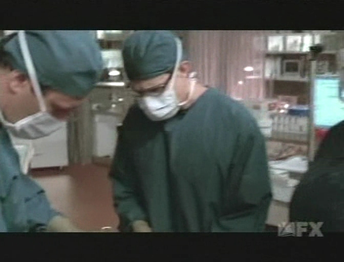 Charmed-Online-dot-NL-NipTuck5x06-0901.jpg