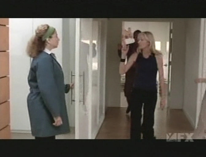 Charmed-Online-dot-NL-NipTuck5x06-1411.jpg