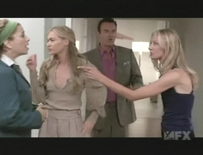 Charmed-Online-dot-NL-NipTuck5x06-1605.jpg