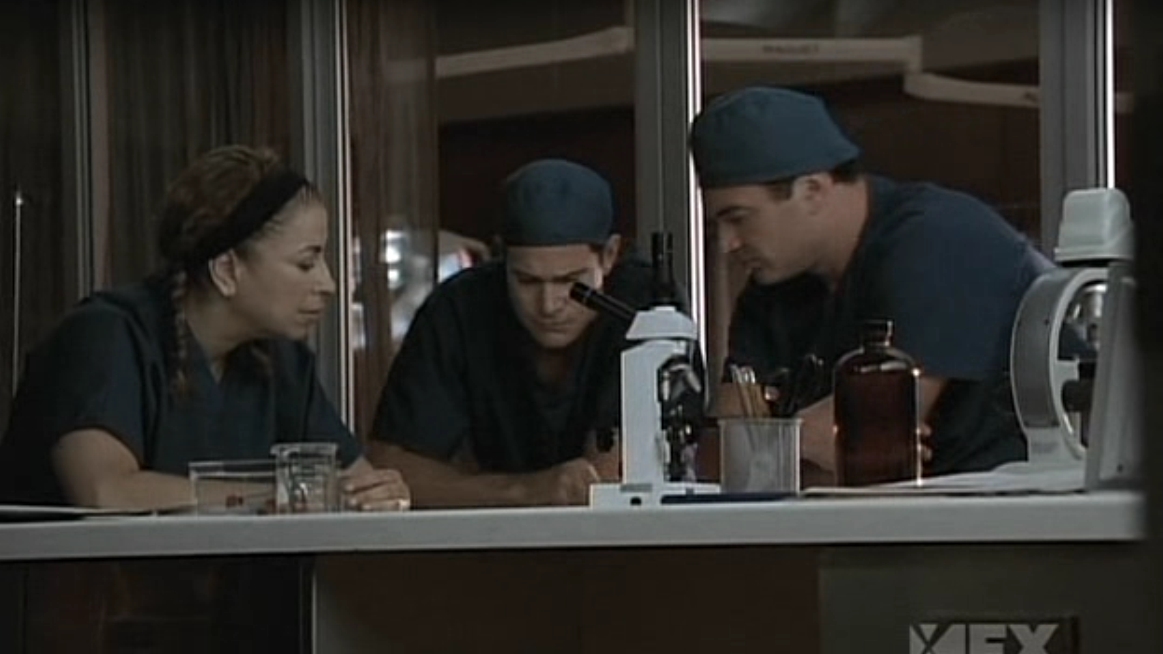 Charmed-Online-dot-NL-NipTuck5x07-1322.jpg