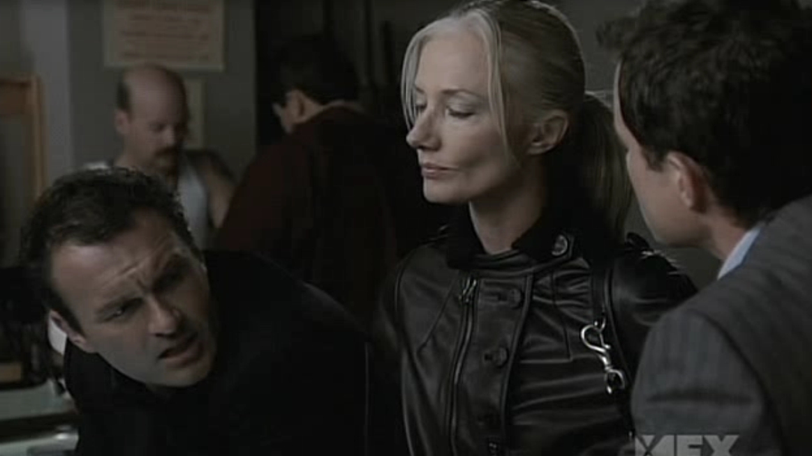 Charmed-Online-dot-NL-NipTuck5x07-1398.jpg