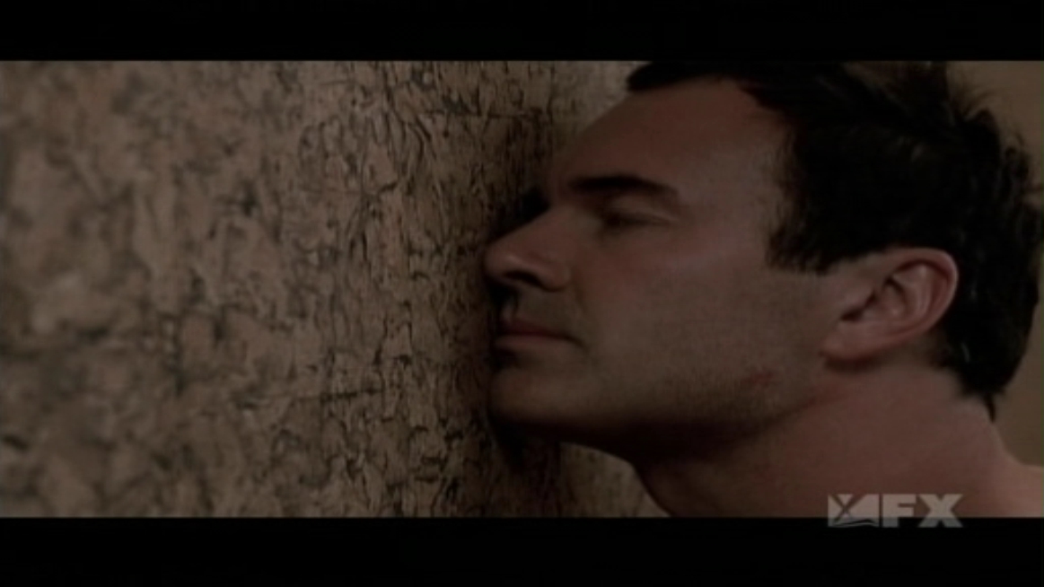 Charmed-Online-dot-NL-NipTuck5x09-0517.jpg