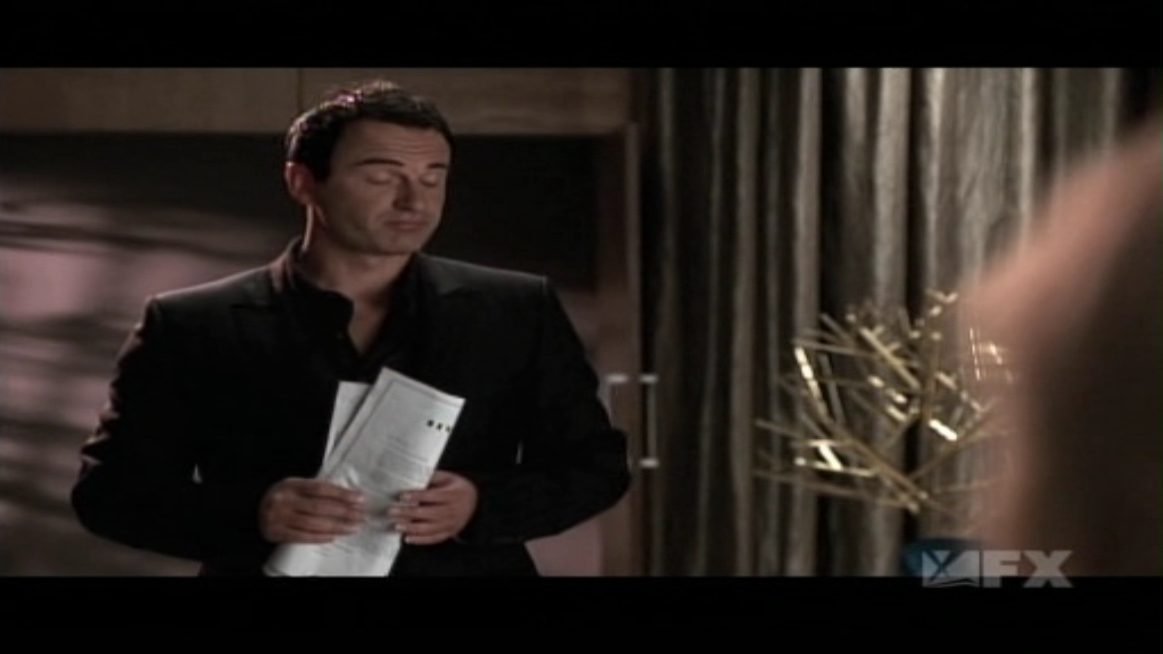 Charmed-Online-dot-NL-NipTuck5x09-0557.jpg