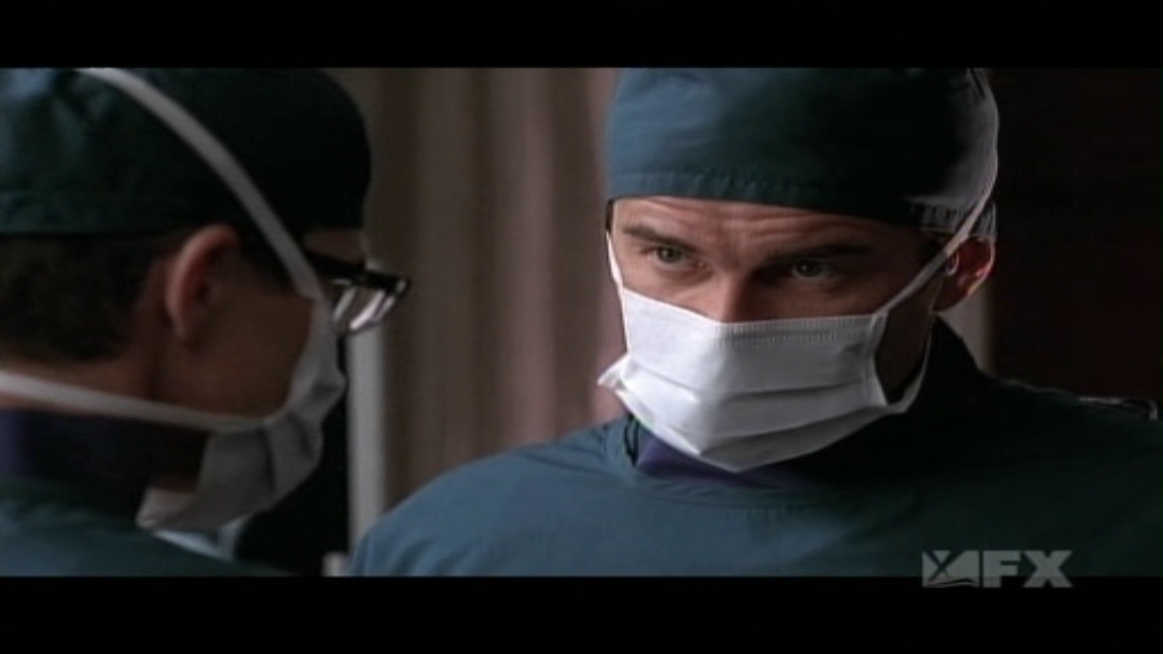 Charmed-Online-dot-NL-NipTuck5x09-0999.jpg