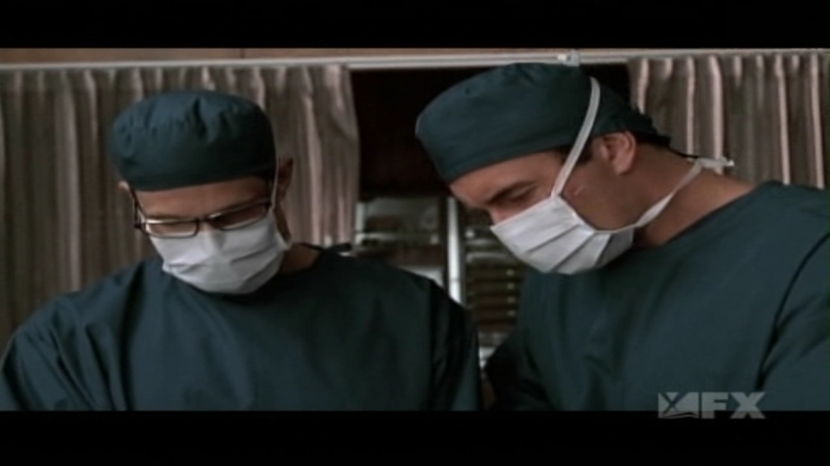 Charmed-Online-dot-NL-NipTuck5x09-2423.jpg