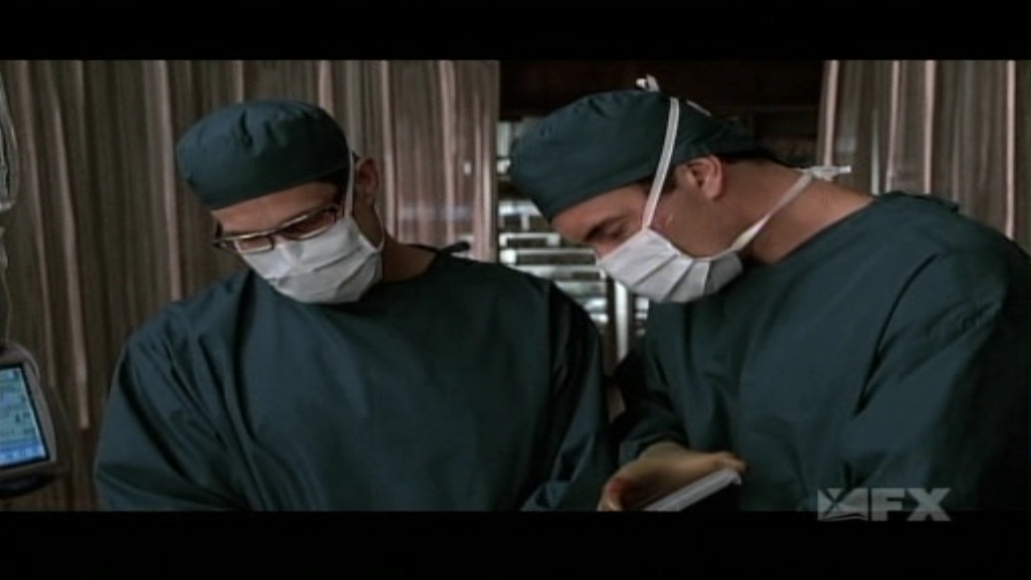 Charmed-Online-dot-NL-NipTuck5x09-2427.jpg