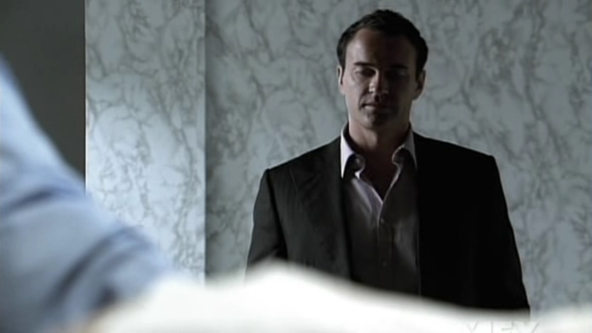 Charmed-Online-dot-NL-NipTuck5x11-1026.jpg