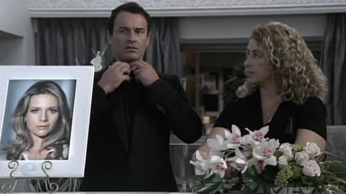 Charmed-Online-dot-NL-NipTuck5x11-1365.jpg
