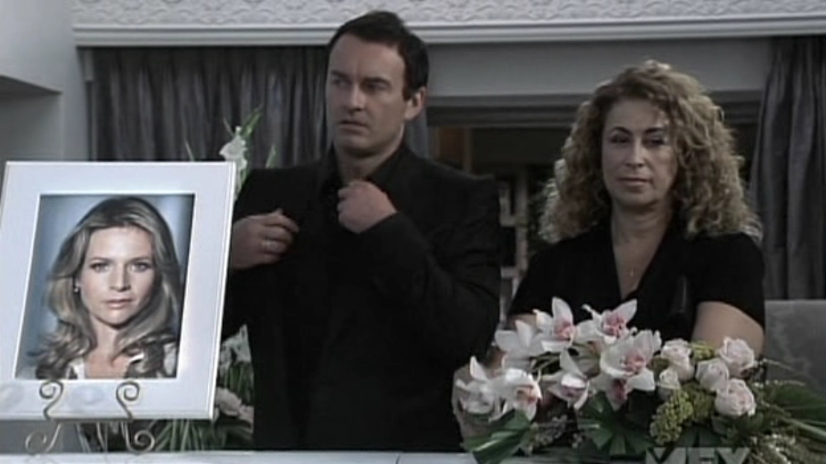 Charmed-Online-dot-NL-NipTuck5x11-1366.jpg
