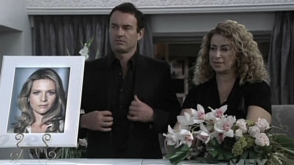Charmed-Online-dot-NL-NipTuck5x11-1367.jpg
