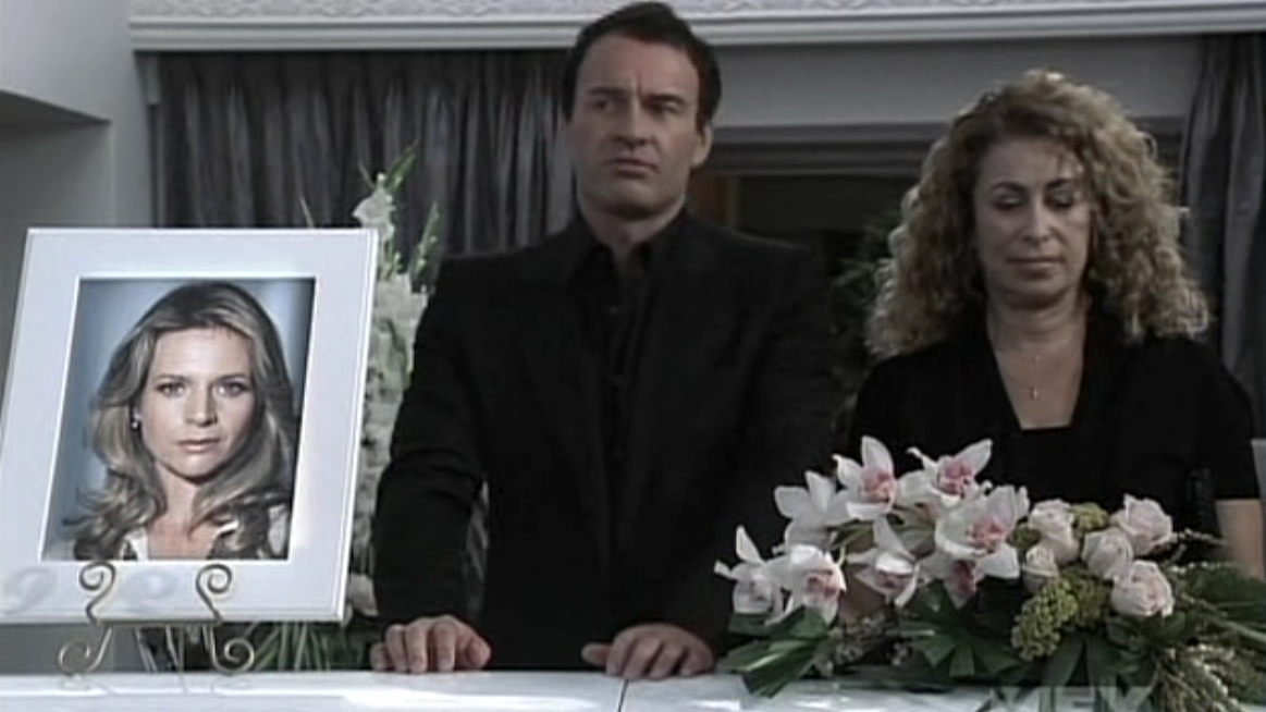 Charmed-Online-dot-NL-NipTuck5x11-1372.jpg
