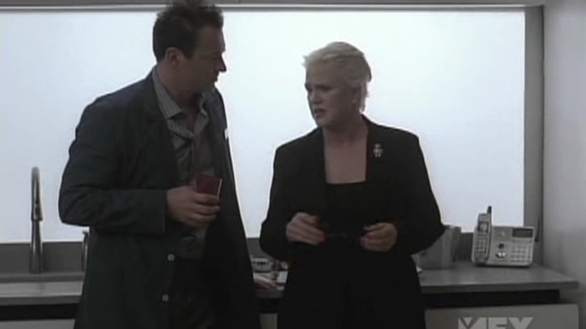 Charmed-Online-dot-NL-NipTuck5x12-0097.jpg