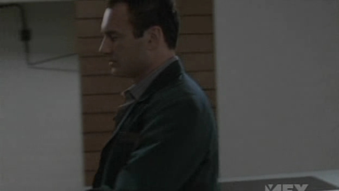 Charmed-Online-dot-NL-NipTuck5x12-0113.jpg