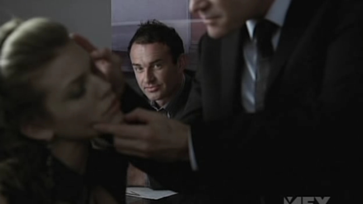 Charmed-Online-dot-NL-NipTuck5x12-0448.jpg