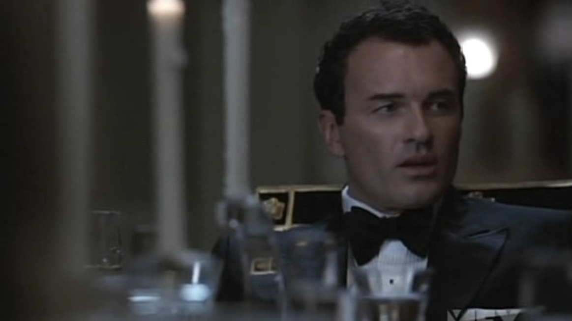 Charmed-Online-dot-NL-NipTuck5x12-0768.jpg