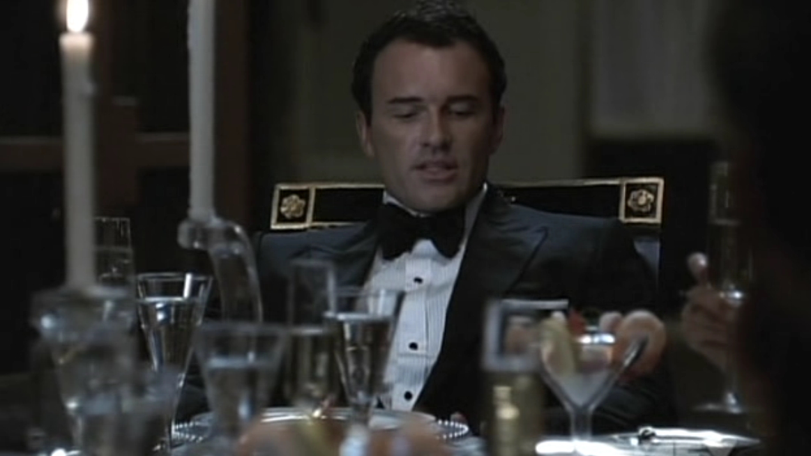 Charmed-Online-dot-NL-NipTuck5x12-0823.jpg