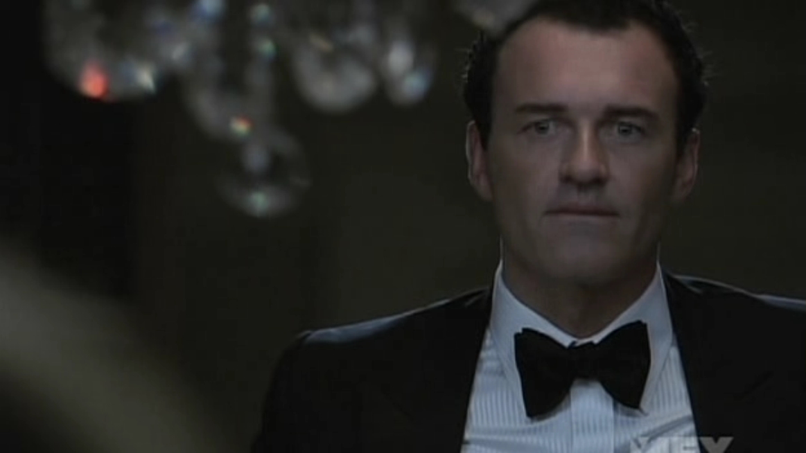 Charmed-Online-dot-NL-NipTuck5x12-0920.jpg