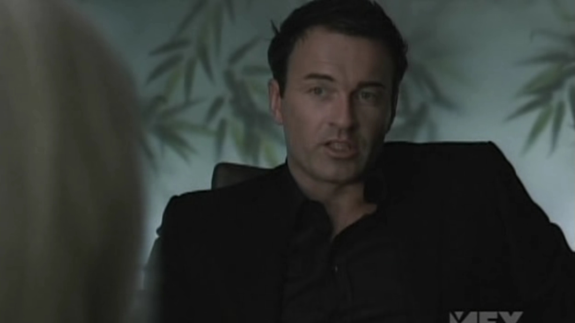 Charmed-Online-dot-NL-NipTuck5x12-1385.jpg
