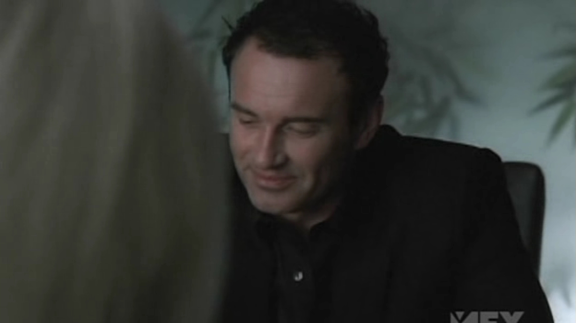Charmed-Online-dot-NL-NipTuck5x12-1430.jpg
