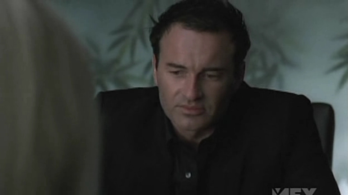Charmed-Online-dot-NL-NipTuck5x12-1433.jpg