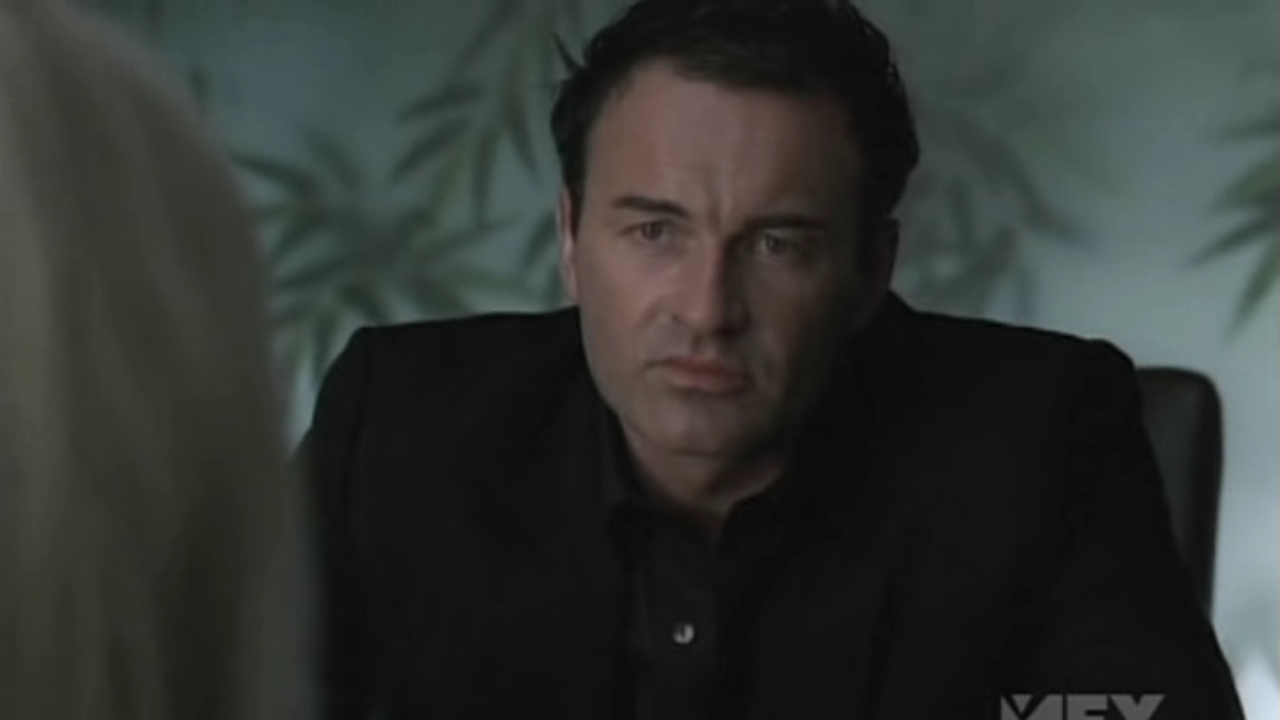 Charmed-Online-dot-NL-NipTuck5x12-1444.jpg