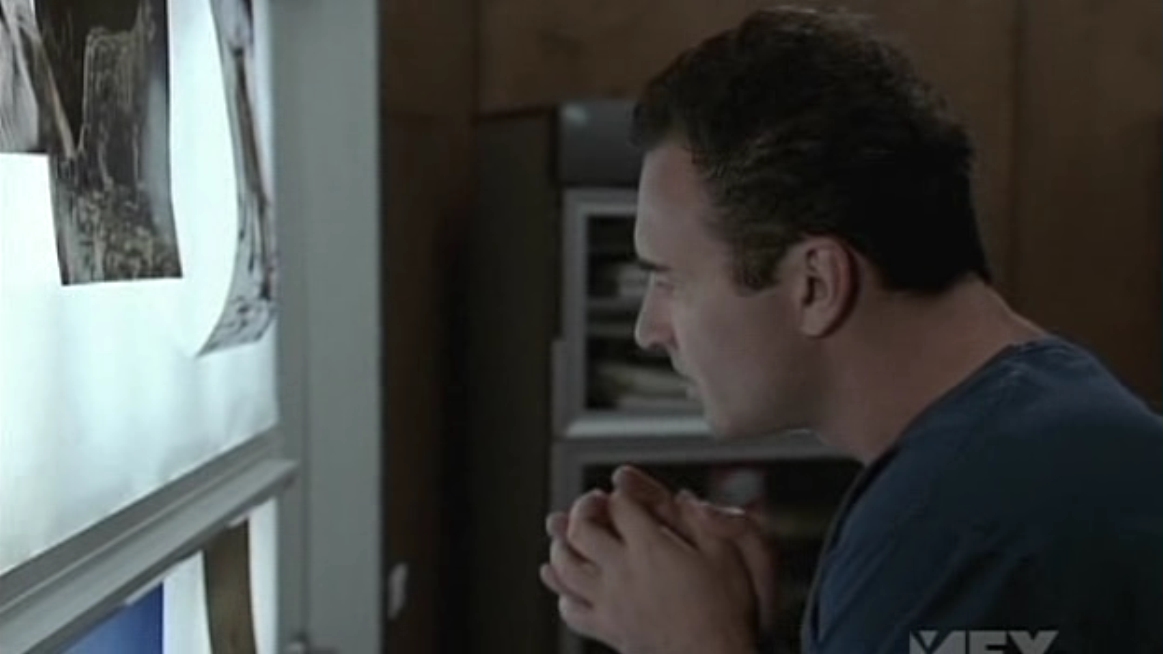 Charmed-Online-dot-NL-NipTuck5x12-1586.jpg