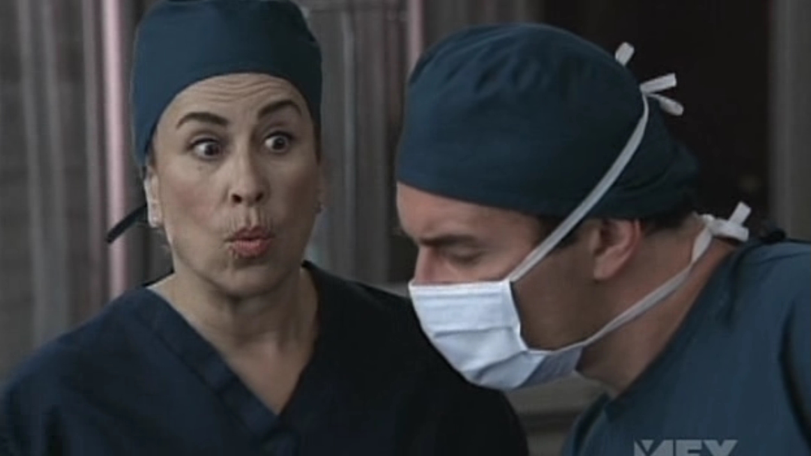 Charmed-Online-dot-NL-NipTuck5x12-1610.jpg