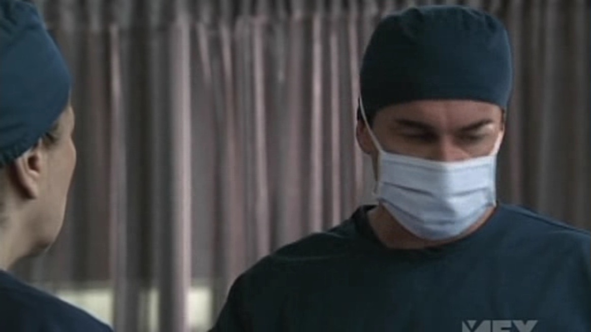Charmed-Online-dot-NL-NipTuck5x12-1632.jpg