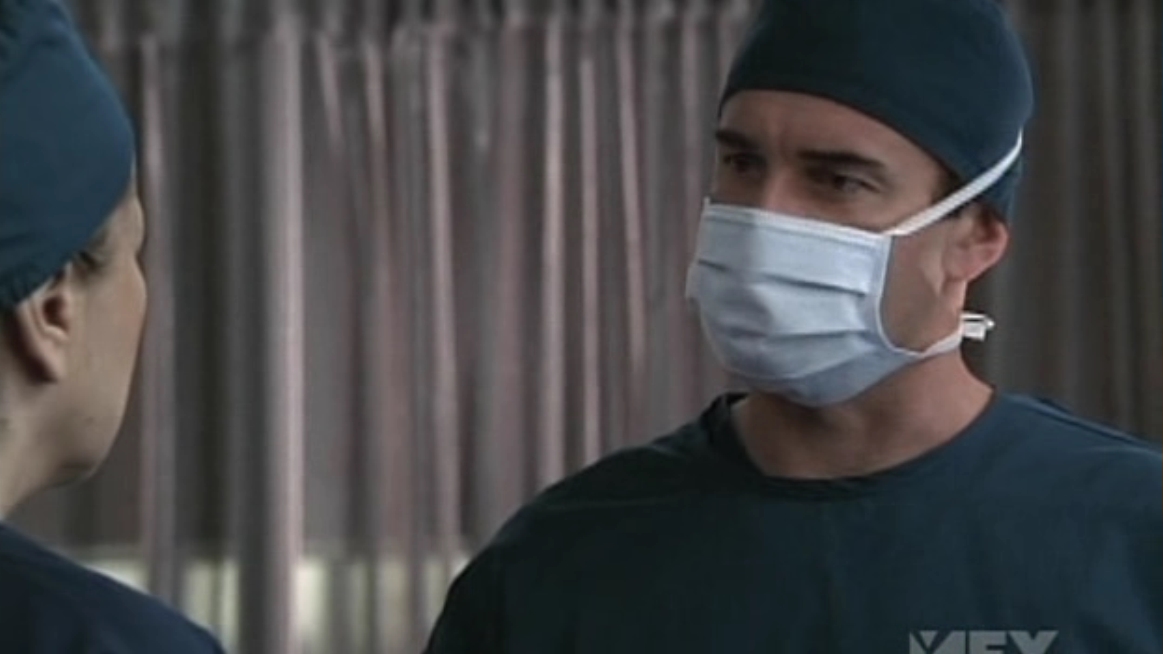 Charmed-Online-dot-NL-NipTuck5x12-1635.jpg