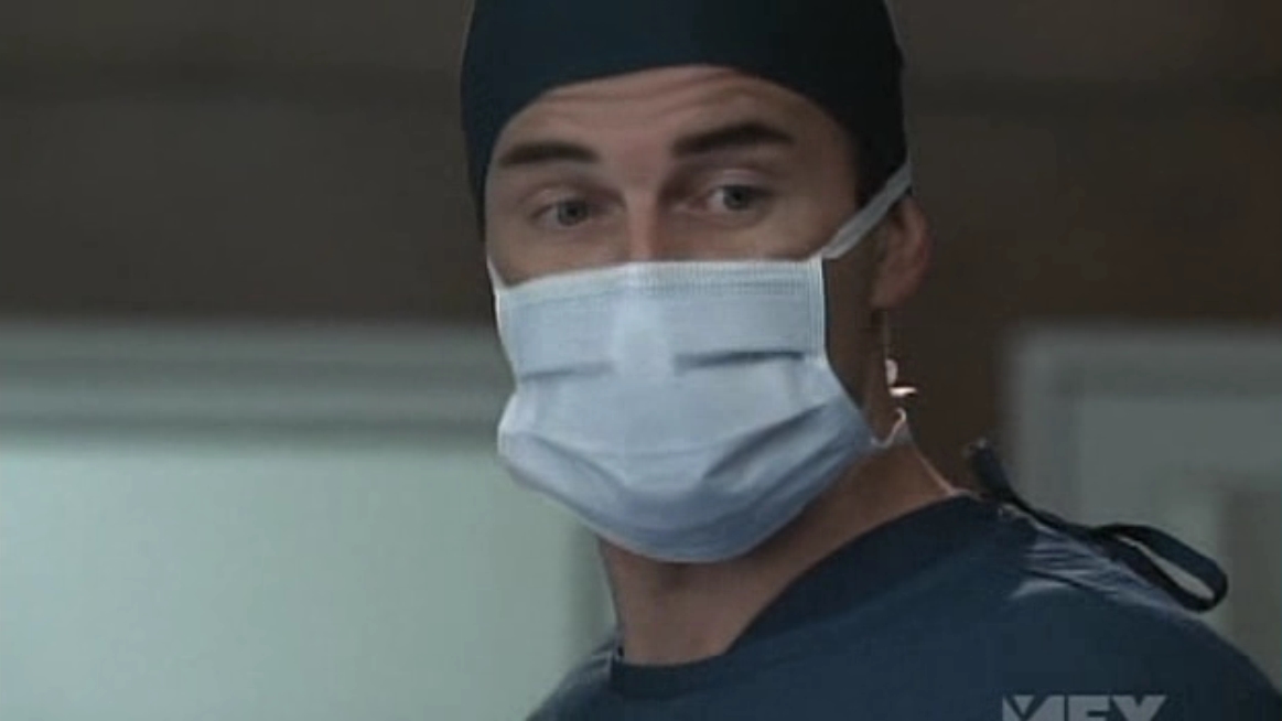 Charmed-Online-dot-NL-NipTuck5x12-1655.jpg