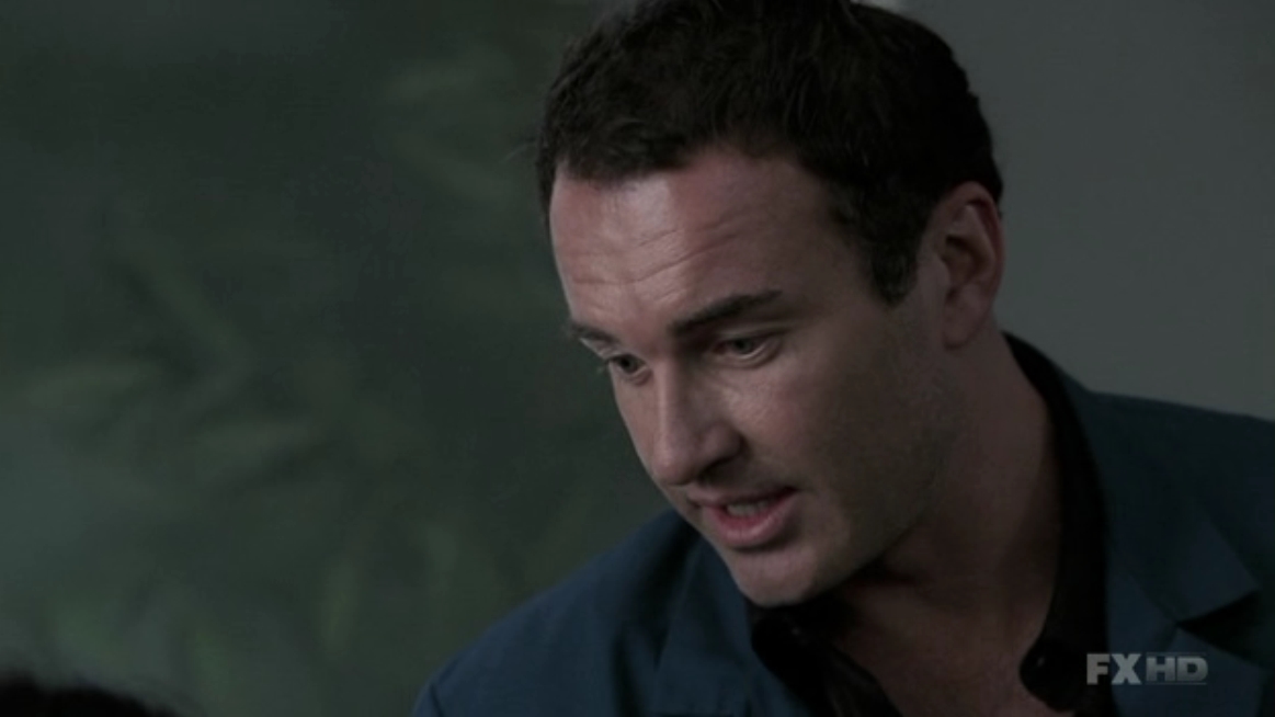Charmed-Online-dot-NL-NipTuck5x13-0097.jpg