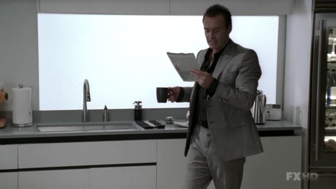 Charmed-Online-dot-NL-NipTuck5x13-0110.jpg