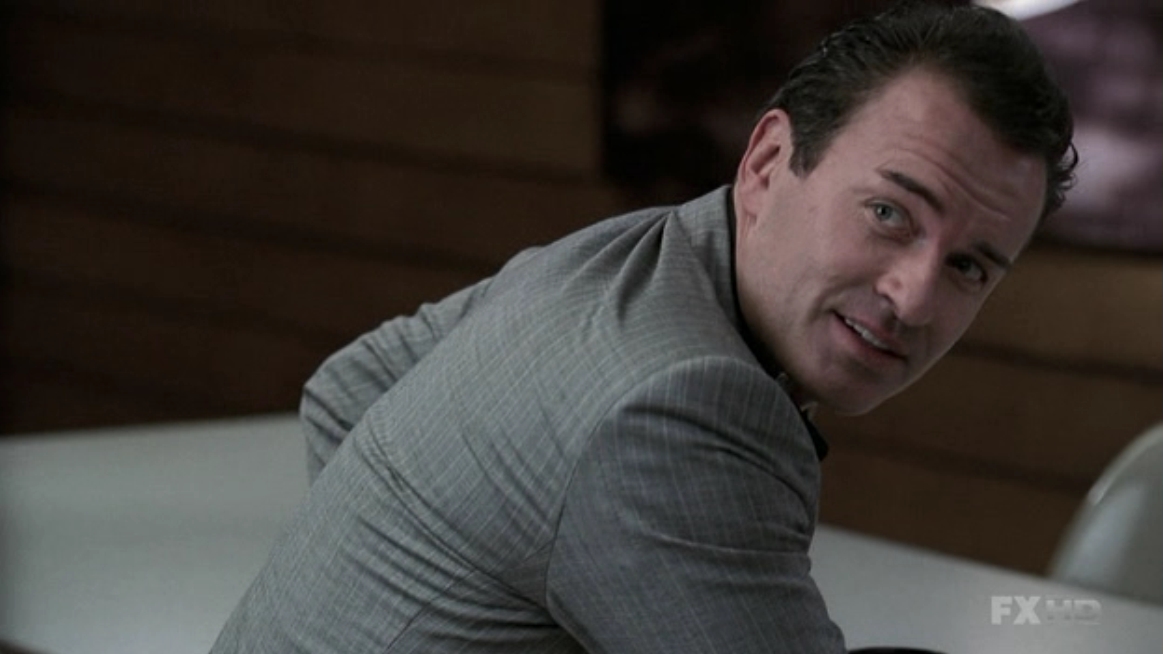 Charmed-Online-dot-NL-NipTuck5x13-0140.jpg