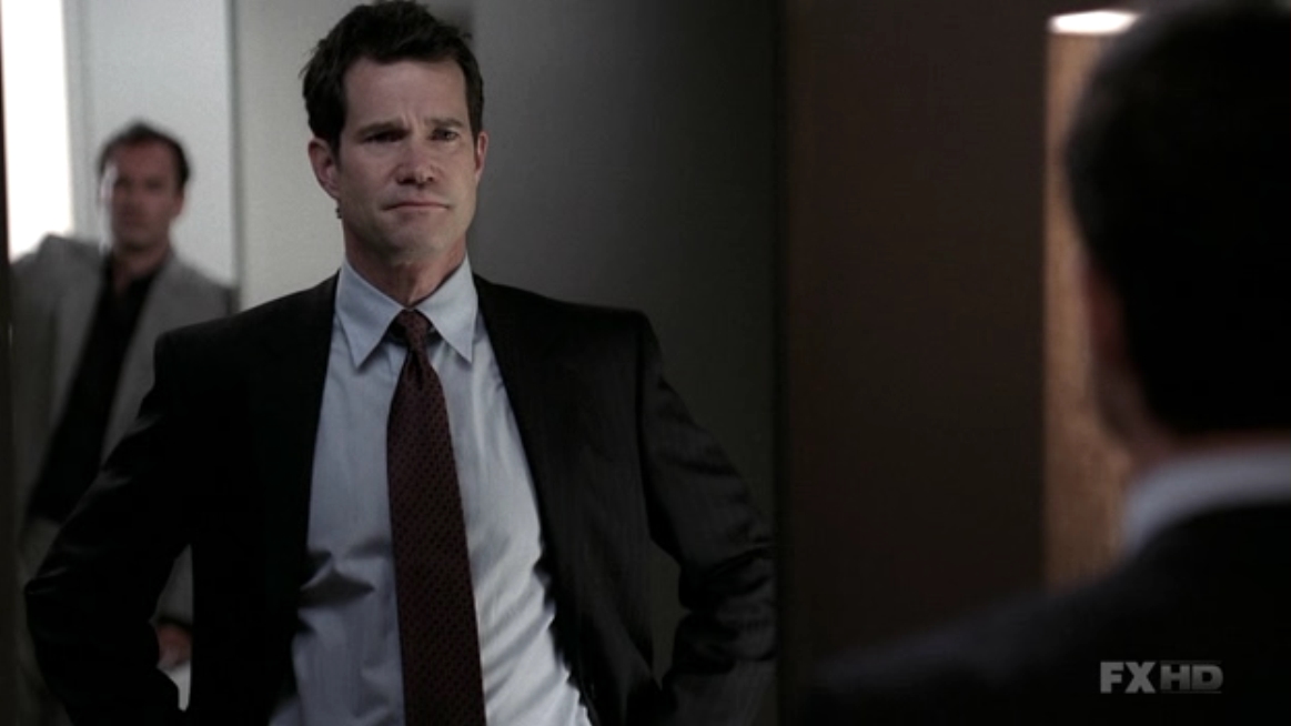 Charmed-Online-dot-NL-NipTuck5x13-0171.jpg