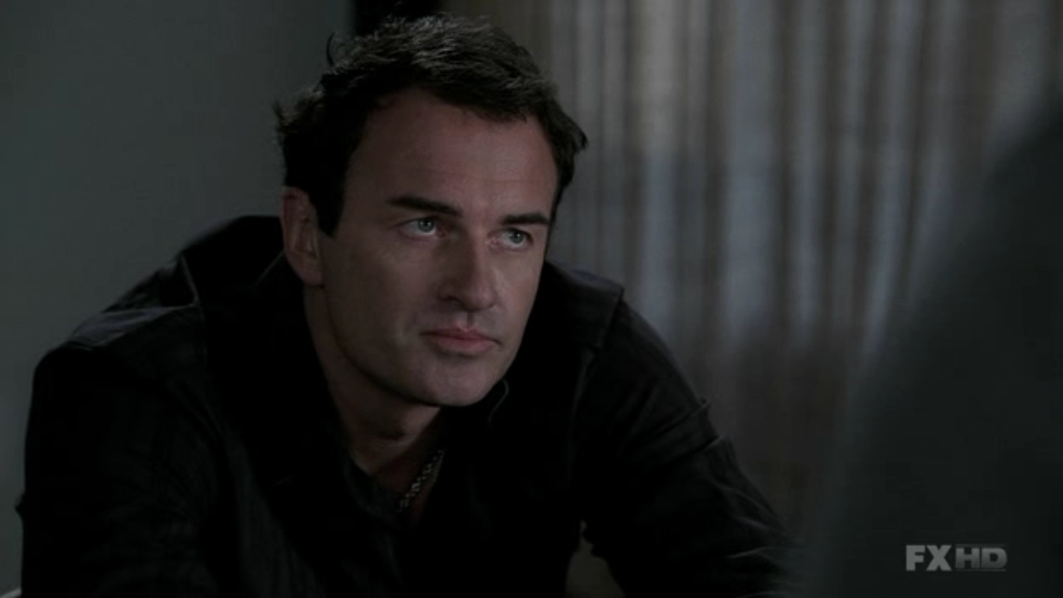 Charmed-Online-dot-NL-NipTuck5x13-0305.jpg