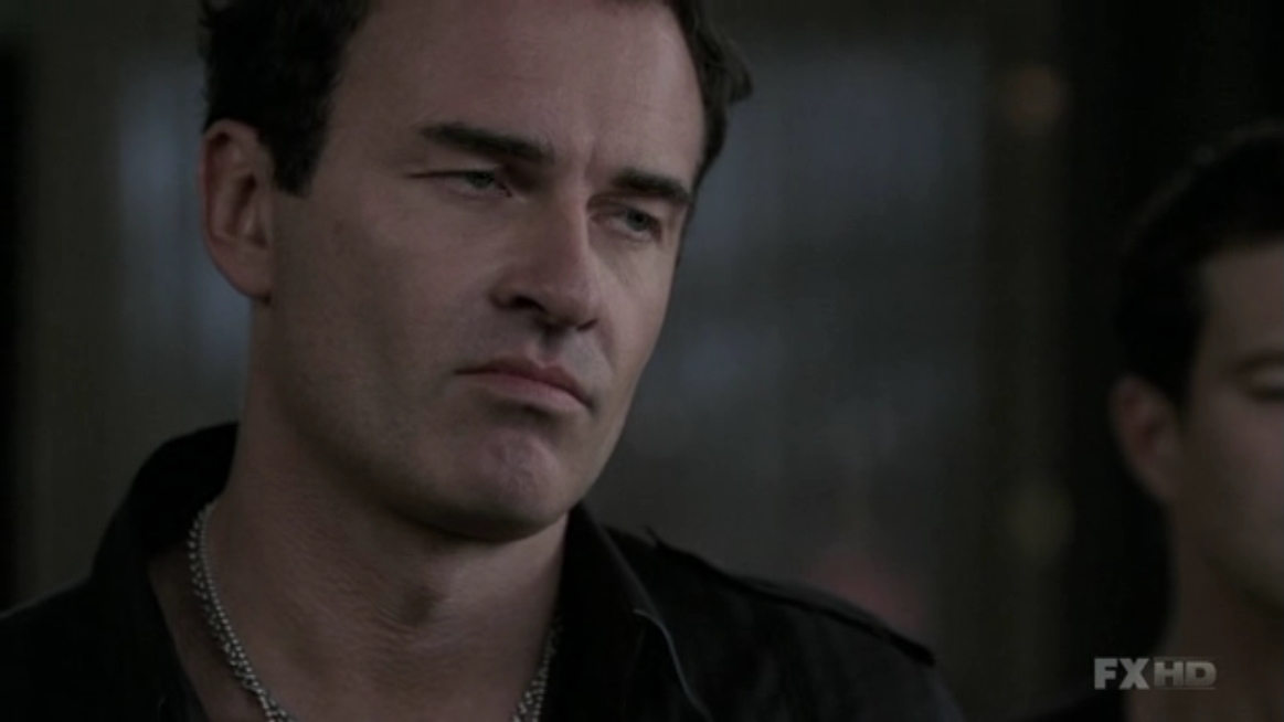 Charmed-Online-dot-NL-NipTuck5x13-0369.jpg