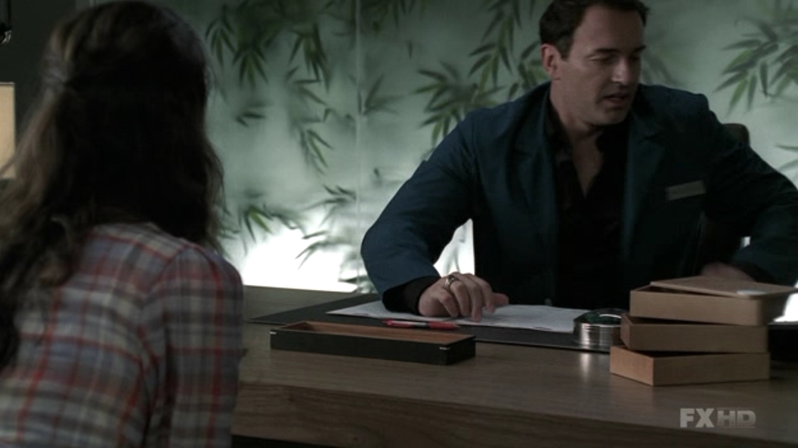 Charmed-Online-dot-NL-NipTuck5x13-0445.jpg