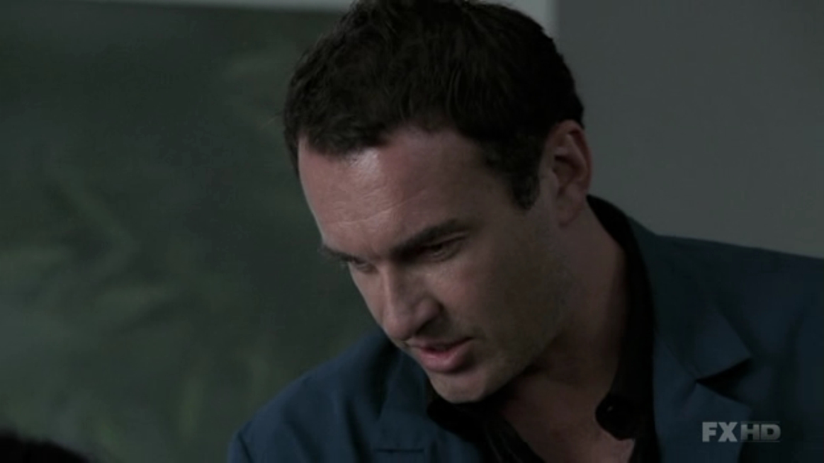 Charmed-Online-dot-NL-NipTuck5x13-0454.jpg